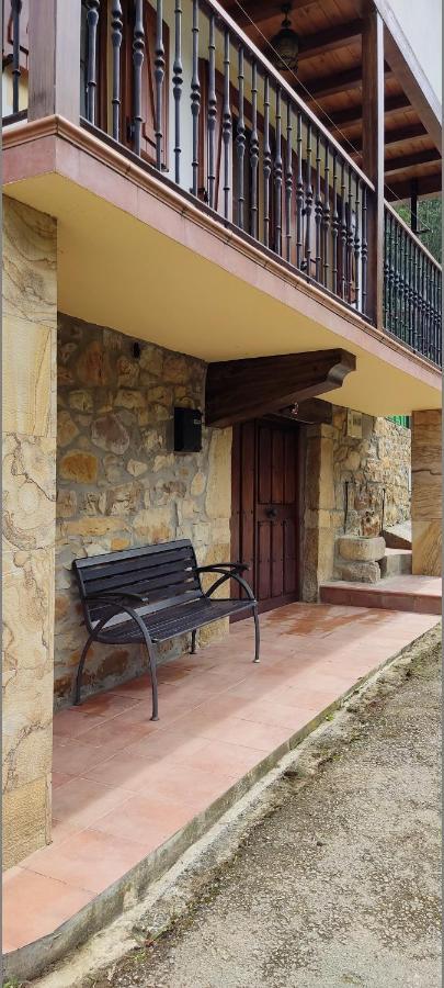 VillaMerceditas Rasines Exterior foto